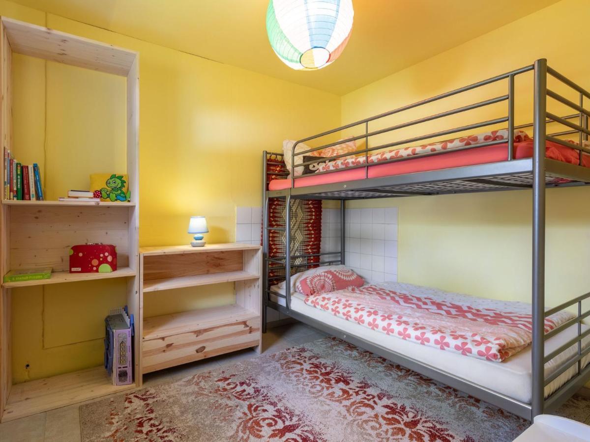 Snug Holiday Home In Divitz Spoldershagen Near Skydiving Dış mekan fotoğraf