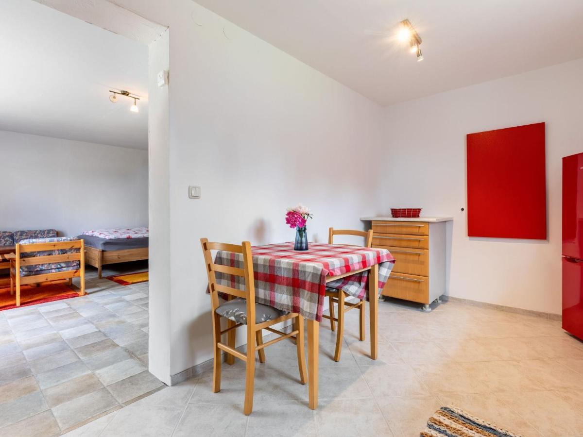 Snug Holiday Home In Divitz Spoldershagen Near Skydiving Dış mekan fotoğraf